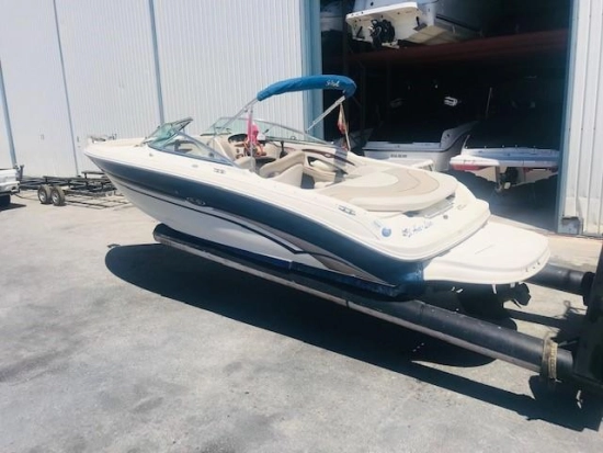 Sea Ray 240 Bow Rider usata in vendita