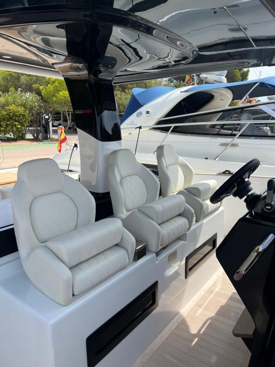 Solaris 44 de segunda mano en venta