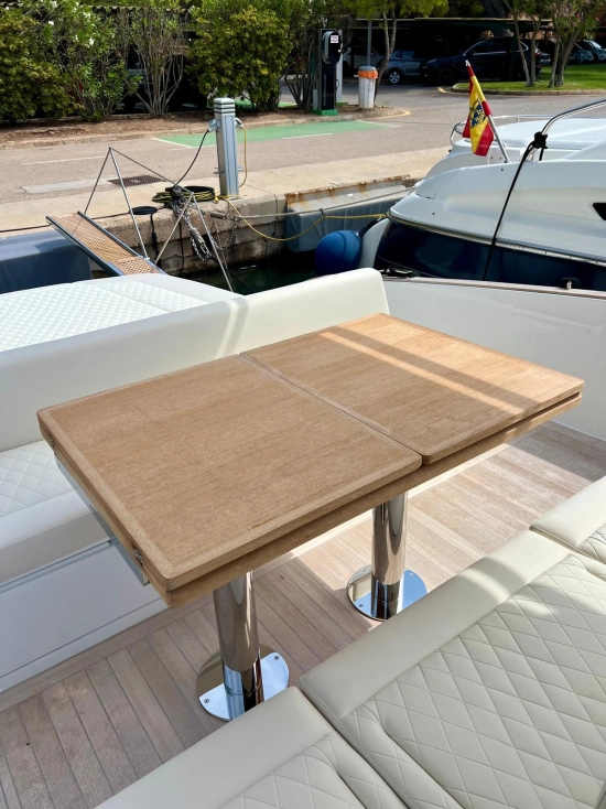 Solaris 44 de segunda mano en venta