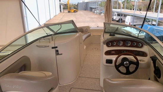 Sea Ray Sundeck 240 de segunda mano en venta