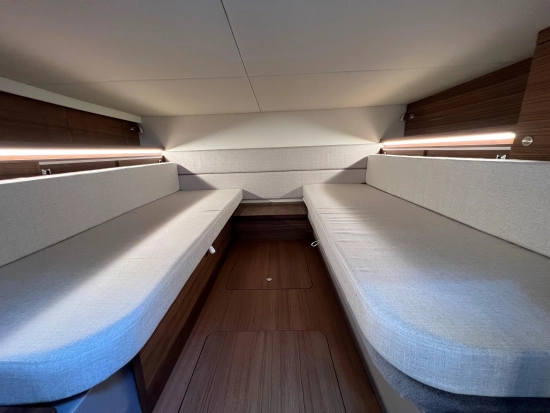 Sea Ray Sundancer Coupe 320 de segunda mano en venta