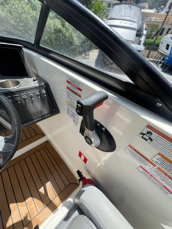 Bayliner VR6 Bowrider OB usado à venda