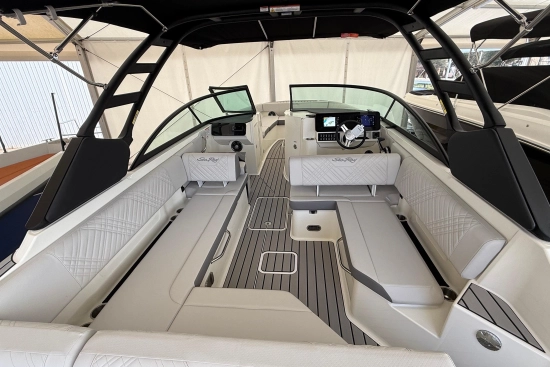 Sea Ray SDX 270 nuova in vendita