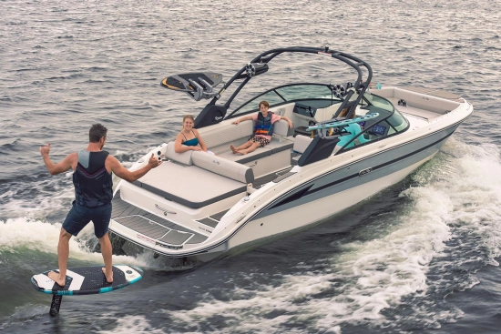 Sea Ray SDX 270 nuova in vendita