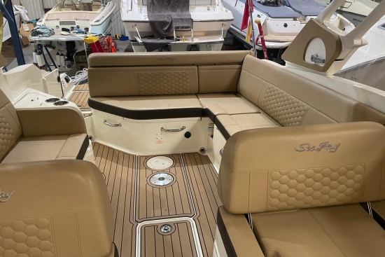 Sea Ray SDX 270 usata in vendita