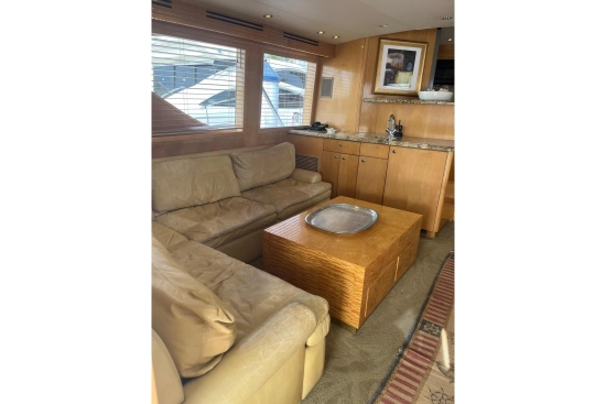 Hatteras Yachts 70 Convertible de segunda mano en venta