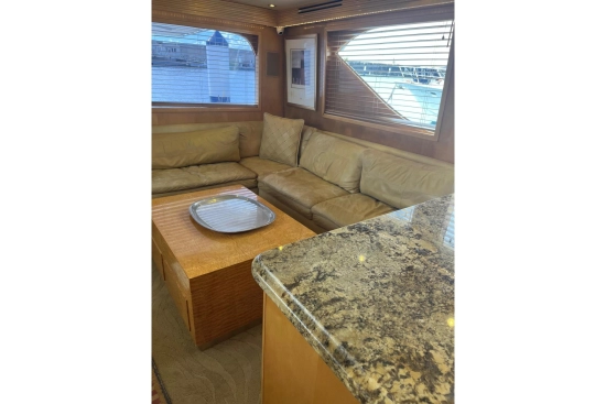 Hatteras Yachts 70 Convertible de segunda mano en venta