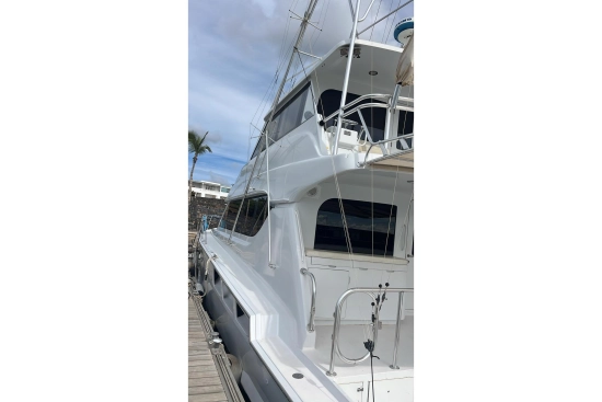 Hatteras Yachts 70 Convertible de segunda mano en venta