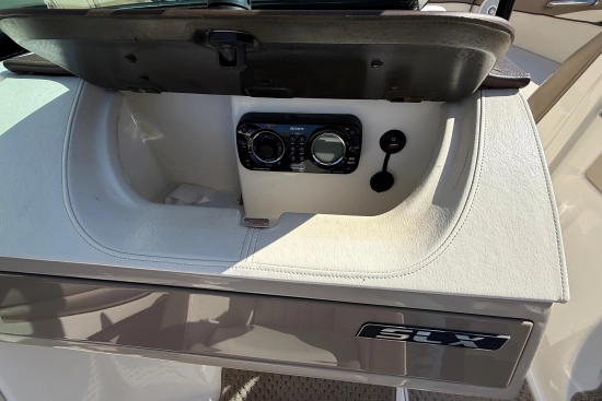 Sea Ray SLX 230 de segunda mano en venta