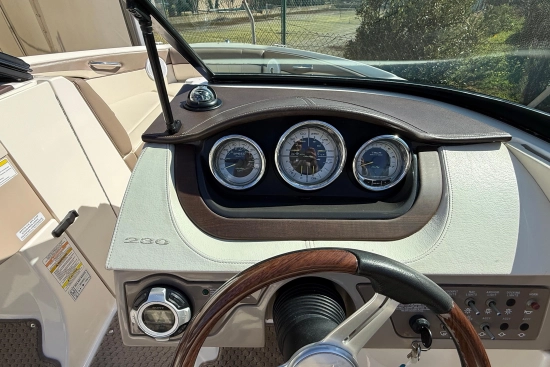 Sea Ray SLX 230 de segunda mano en venta