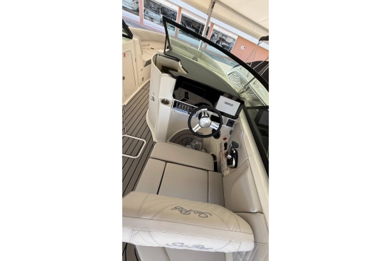 Sea Ray SDX 230 nuevo en venta