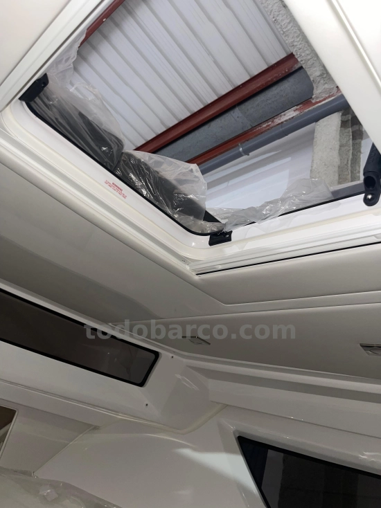 Jeanneau Cap Camarat 10.5 Serie 2 WA nuova in vendita