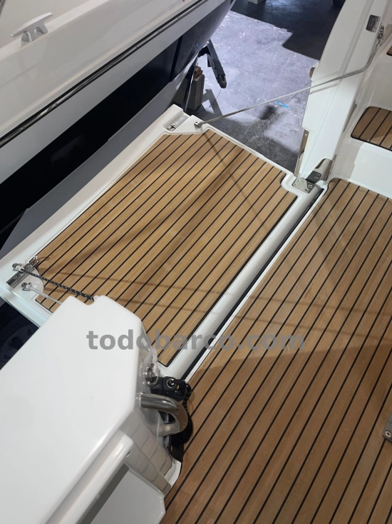 Jeanneau Cap Camarat 10.5 Serie 2 WA nuova in vendita