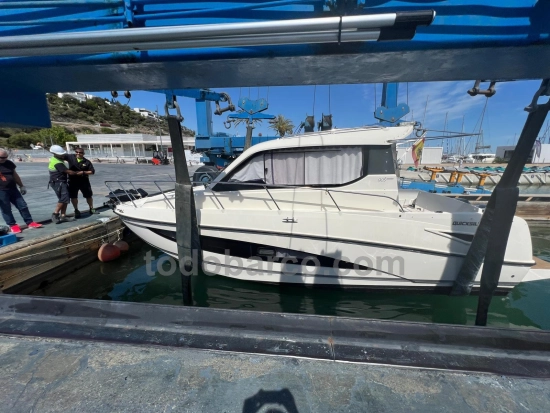 Quicksilver Activ 905 Weekend ob usata in vendita