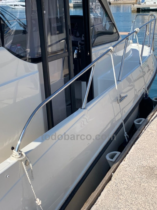Quicksilver Activ 905 Weekend ob usata in vendita