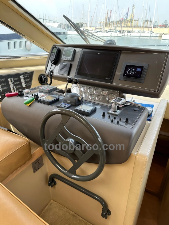 Ferretti 460 usata in vendita