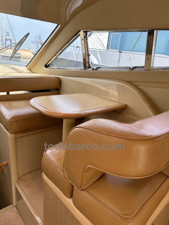 Ferretti 460 usata in vendita