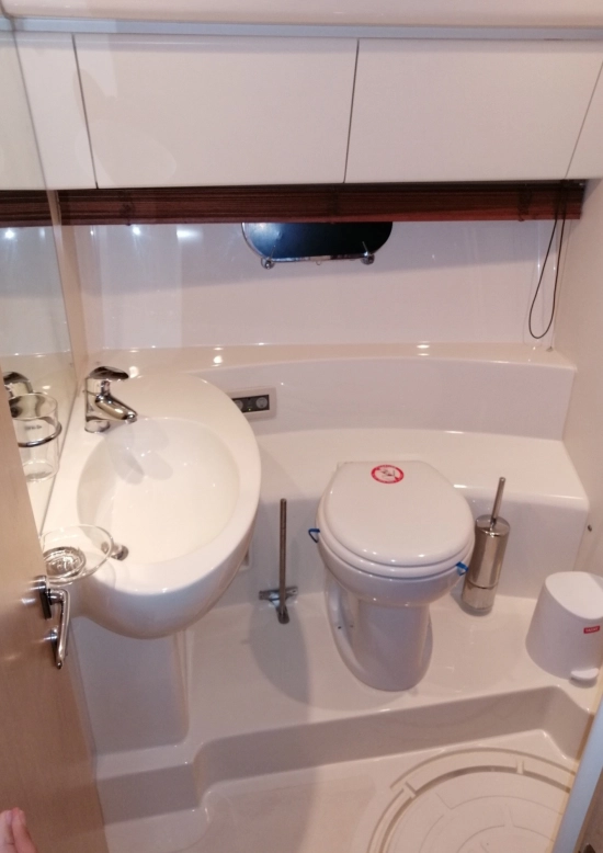 Ferretti 460 usata in vendita