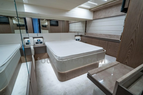 Ferretti 550 de segunda mano en venta