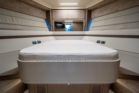 Ferretti 550 de segunda mano en venta