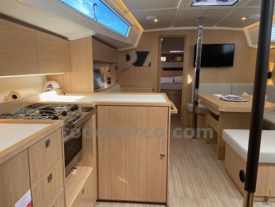 Bavaria Yachts C42 usata in vendita