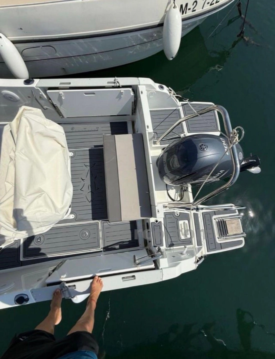 Jeanneau Cap Camarat 6.5 Cc de segunda mano en venta