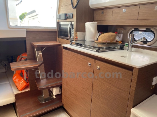 Jeanneau Cap Camarat 10.5 Wa de segunda mano en venta
