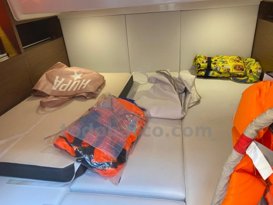 Jeanneau Cap Camarat 10.5 Wa de segunda mano en venta