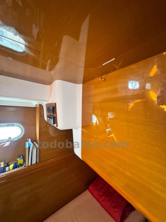 Beneteau Antares 13.80 de segunda mano en venta