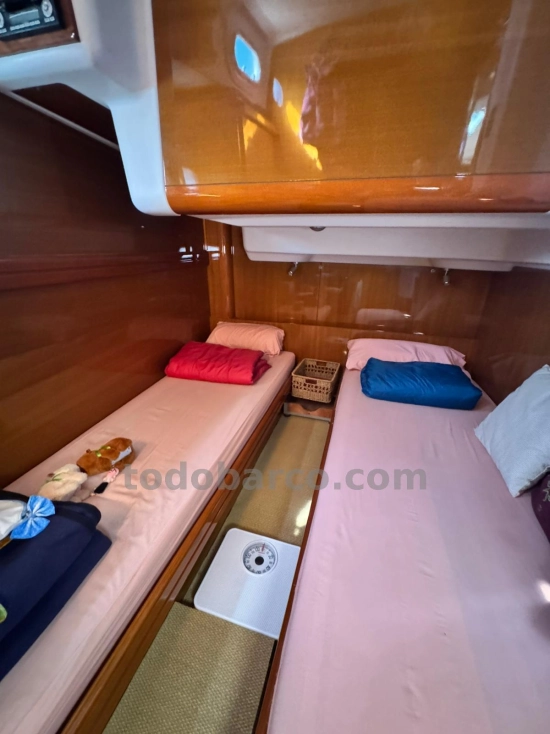 Beneteau Antares 13.80 de segunda mano en venta