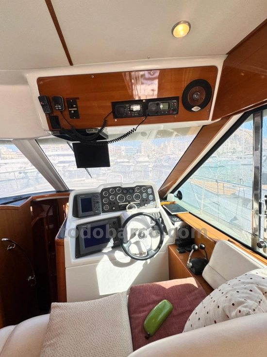 Beneteau Antares 13.80 de segunda mano en venta