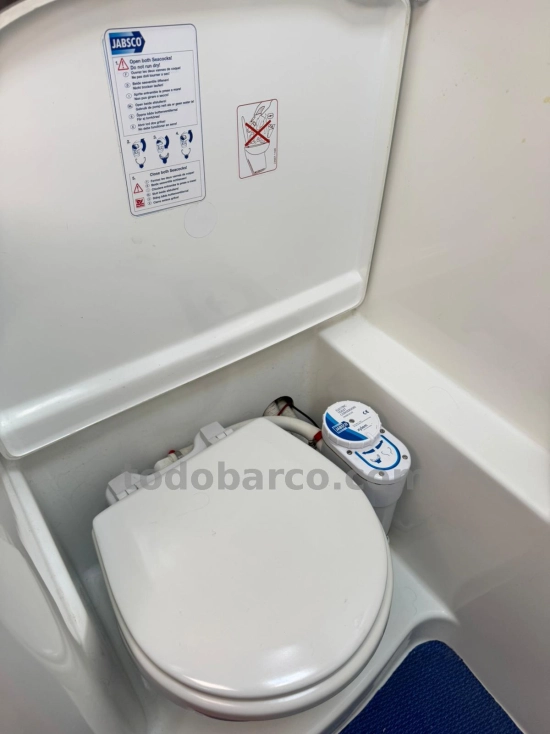 Beneteau Antares 13.80 de segunda mano en venta