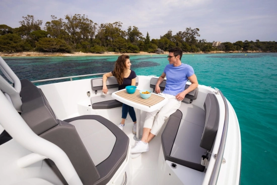 Jeanneau Cap Camarat 7.5 CC SERIE 3 nuevo en venta