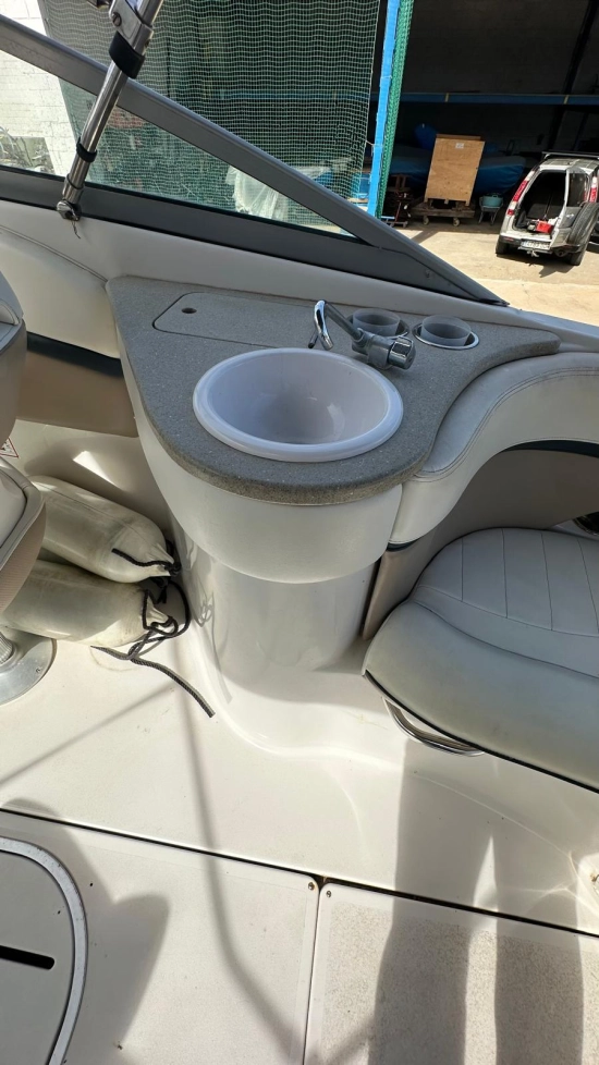 Four Winns 245 Sundowner de segunda mano en venta