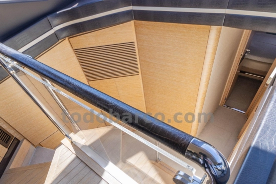 Azimut 64 usata in vendita