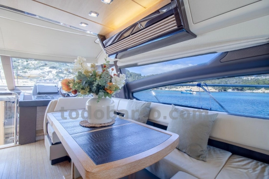 Azimut 64 usata in vendita