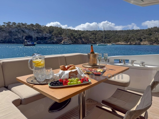 Azimut 64 usata in vendita