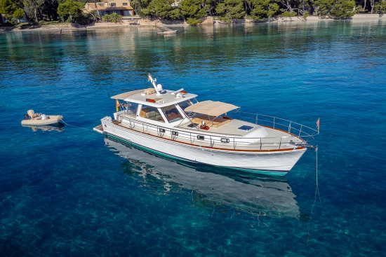 Grand Banks 49 Eastbay HX usata in vendita