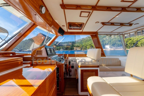 Grand Banks 49 Eastbay HX usata in vendita