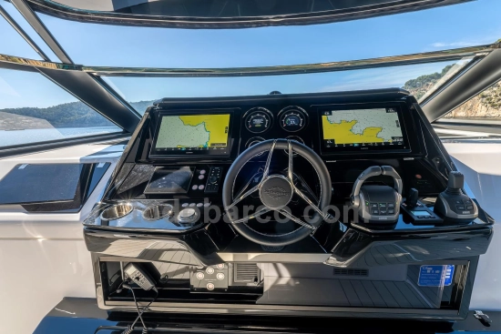Sunseeker Superhawk 55 usado à venda