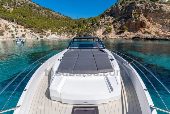 Sunseeker Superhawk 55 usado à venda