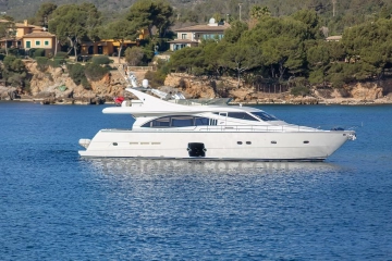 Ferretti 731 de segunda mano en venta