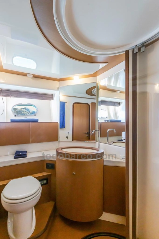 Ferretti 731 de segunda mano en venta