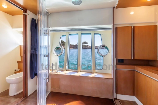 Ferretti 731 de segunda mano en venta