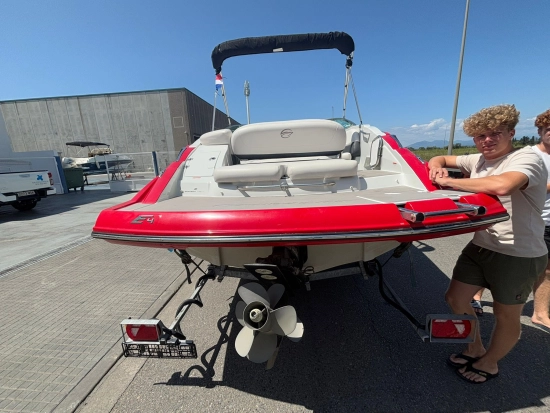 Crownline E4 usata in vendita