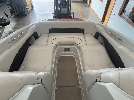 Crownline E4 usata in vendita