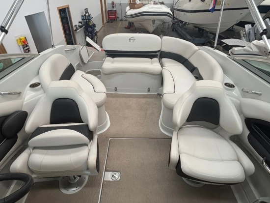 Crownline E4 usata in vendita