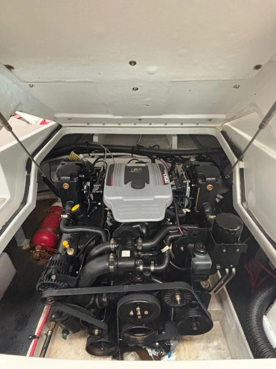 Crownline E4 usata in vendita