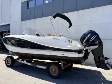 Quicksilver Sundeck Activ 755 usata in vendita