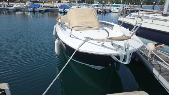 Sessa Marine Key Largo 24 IB usata in vendita
